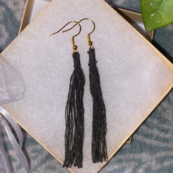 Green Medium Hand Crafted Macrame Style Fringe Gold Toned Dangle Earrings - Picture 3 of 8